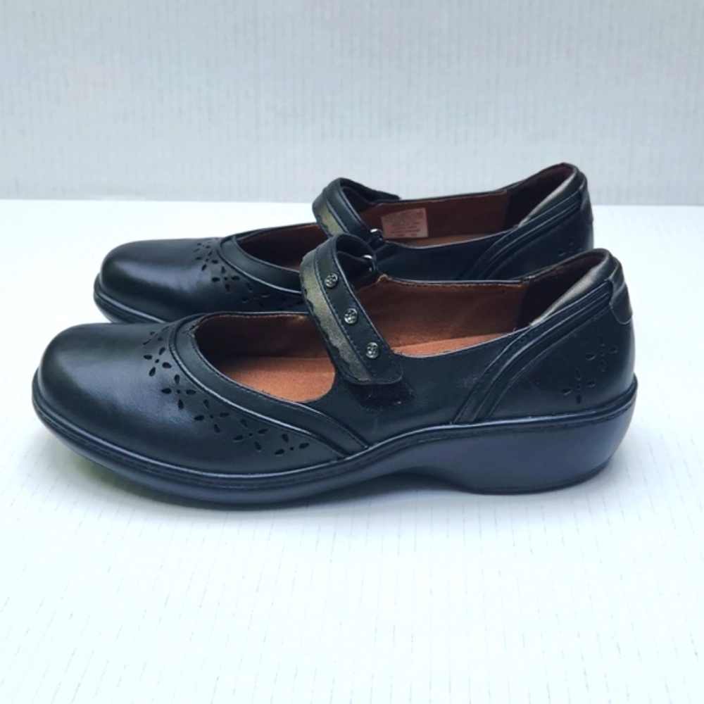 aravon mary jane shoes